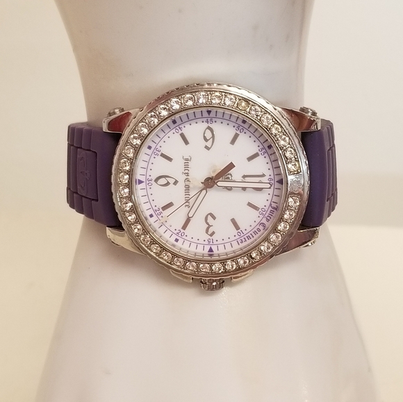 JUICY COUTURE PEDIGREE Y2K CRYSTAL FACE & PURPLE SILICONE BAND LADIES WATCH - Picture 2 of 8